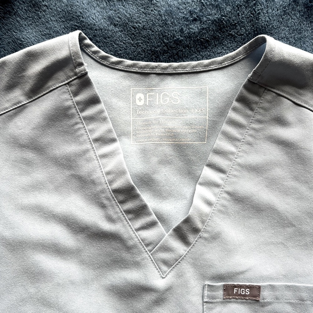 Figs scrub set